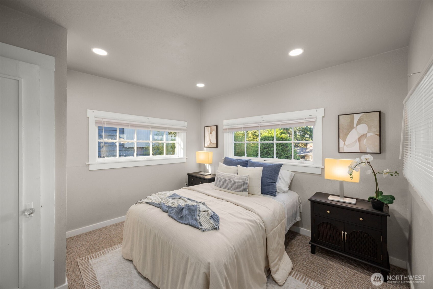 5706 35th Ave NE Seattle WA 98105