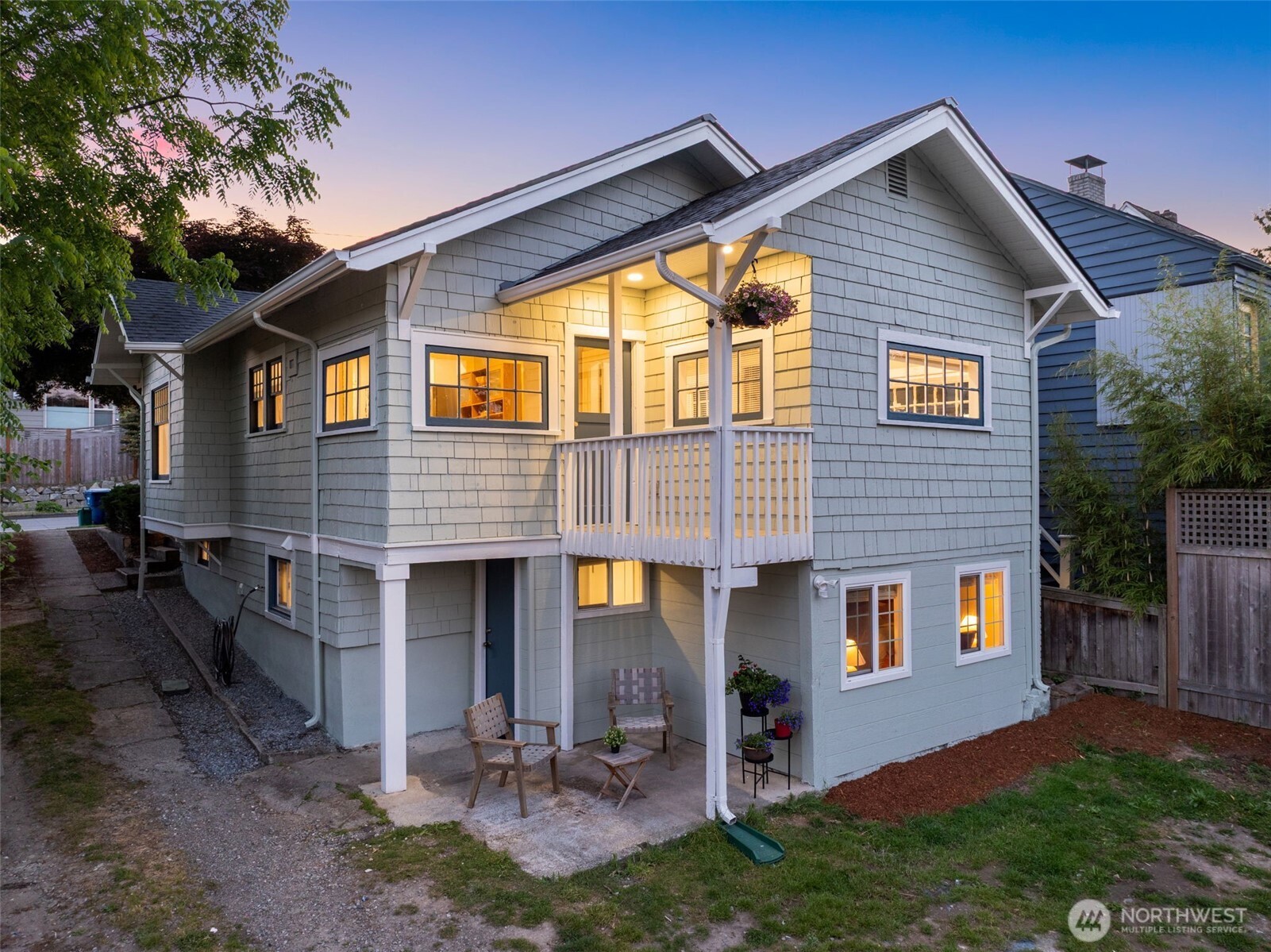 5706 35th Ave NE Seattle WA 98105