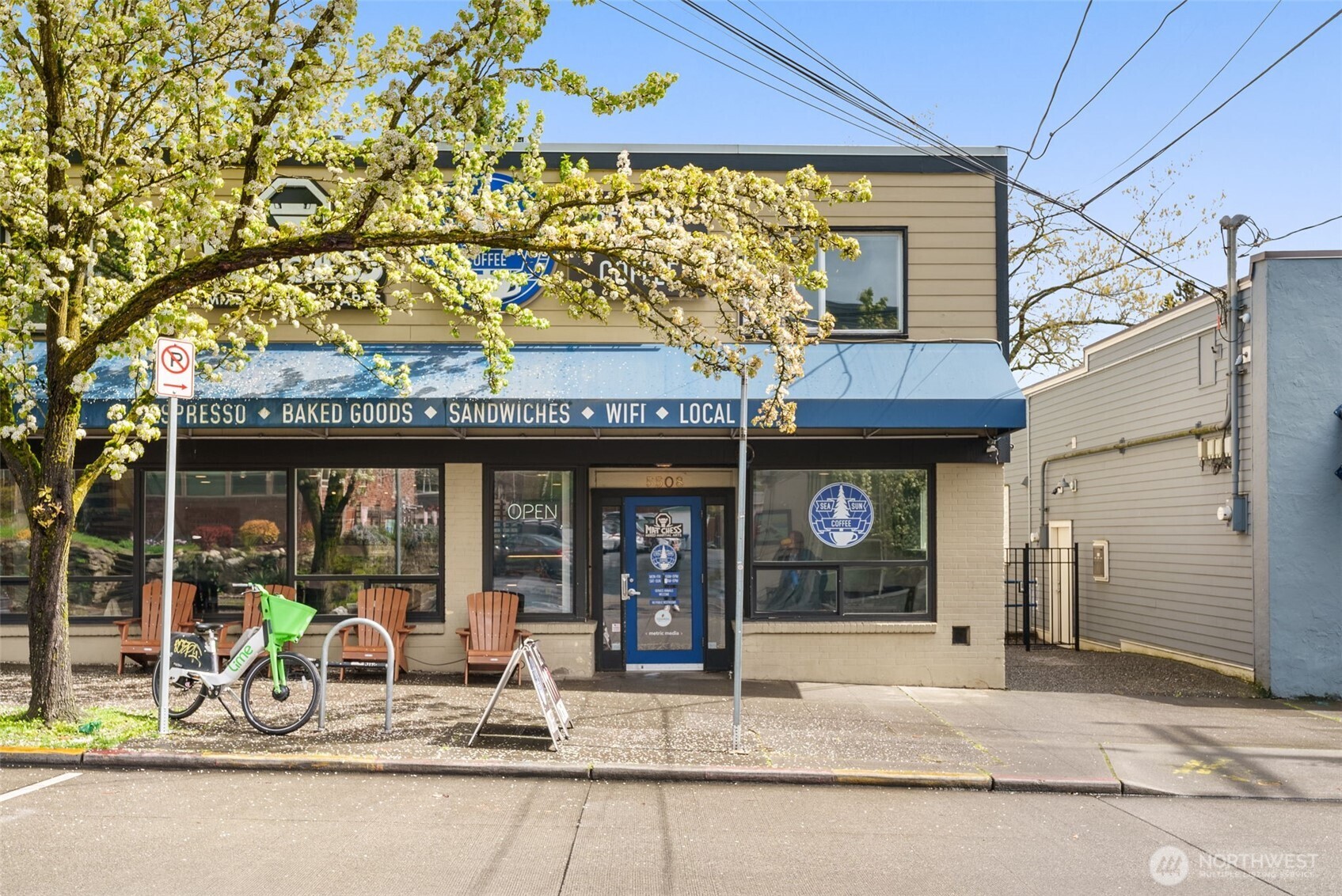 5706 35th Ave NE Seattle WA 98105