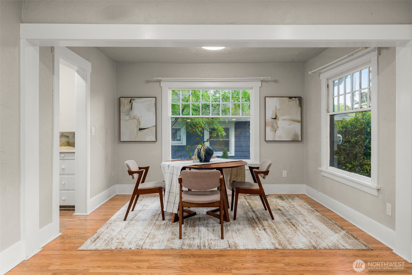 5706 35th Ave NE Seattle WA 98105