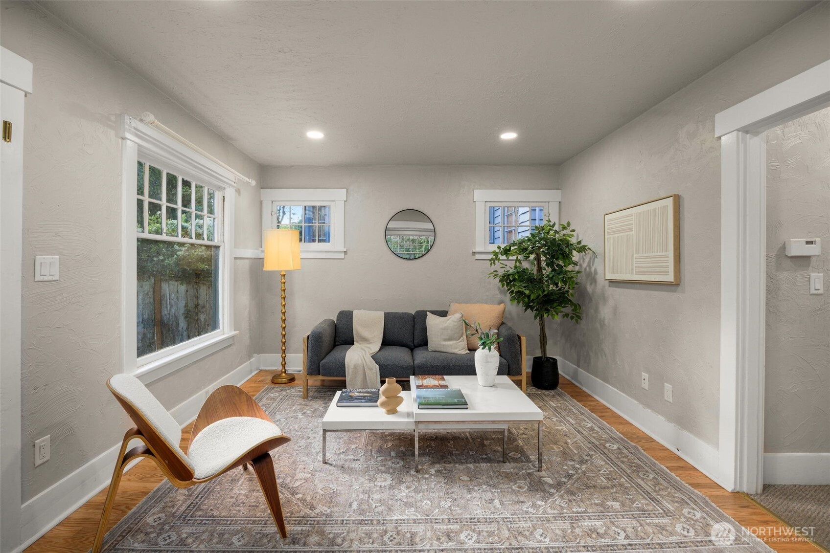 5706 35th Ave NE Seattle WA 98105
