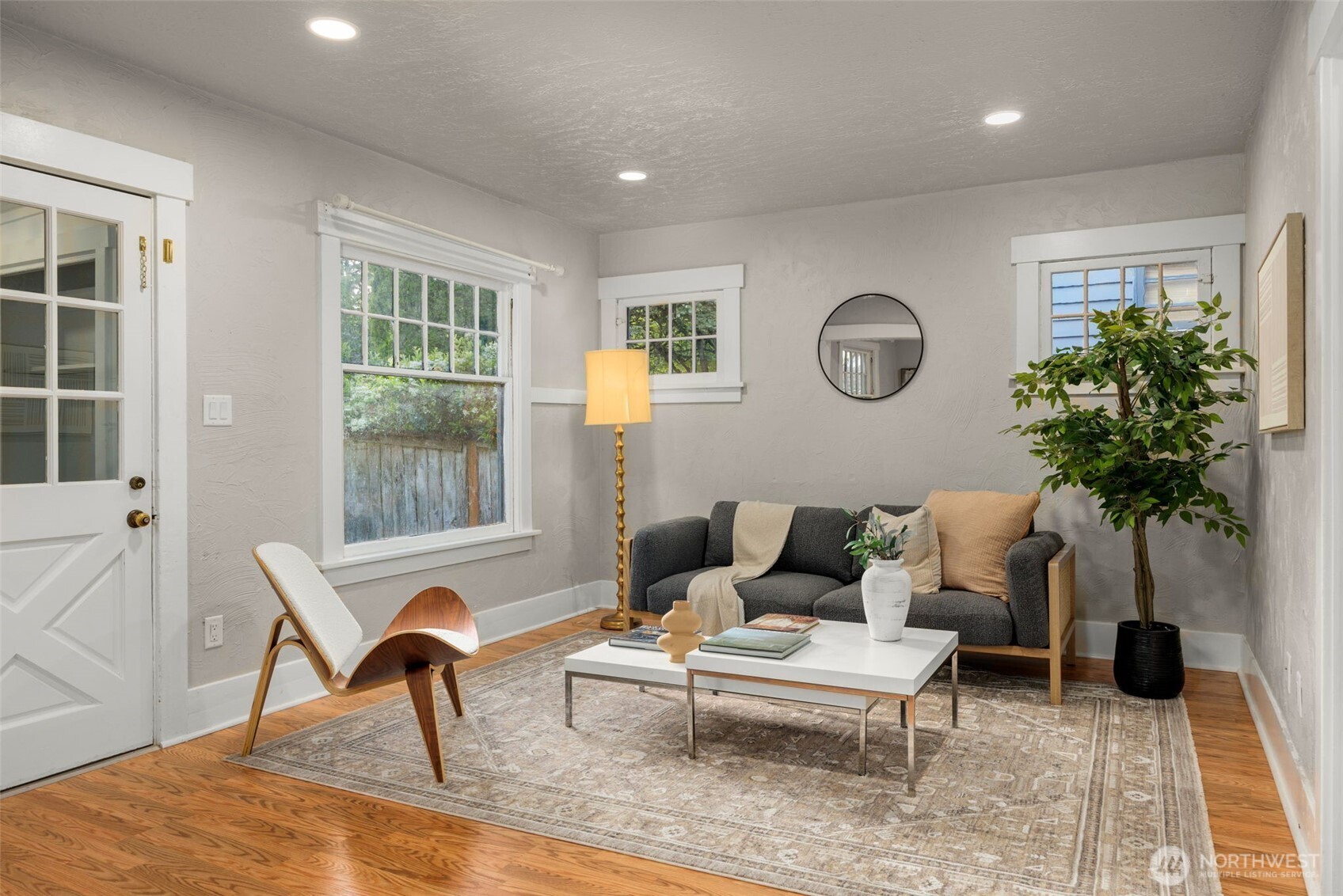 5706 35th Ave NE Seattle WA 98105