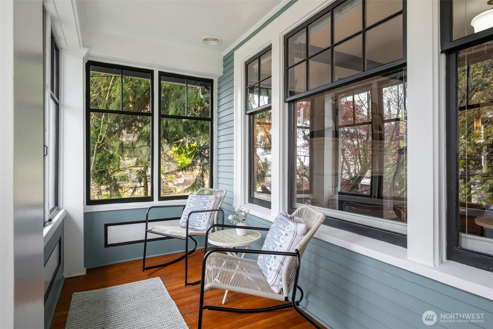 3258 14th Avenue W Seattle WA 98119