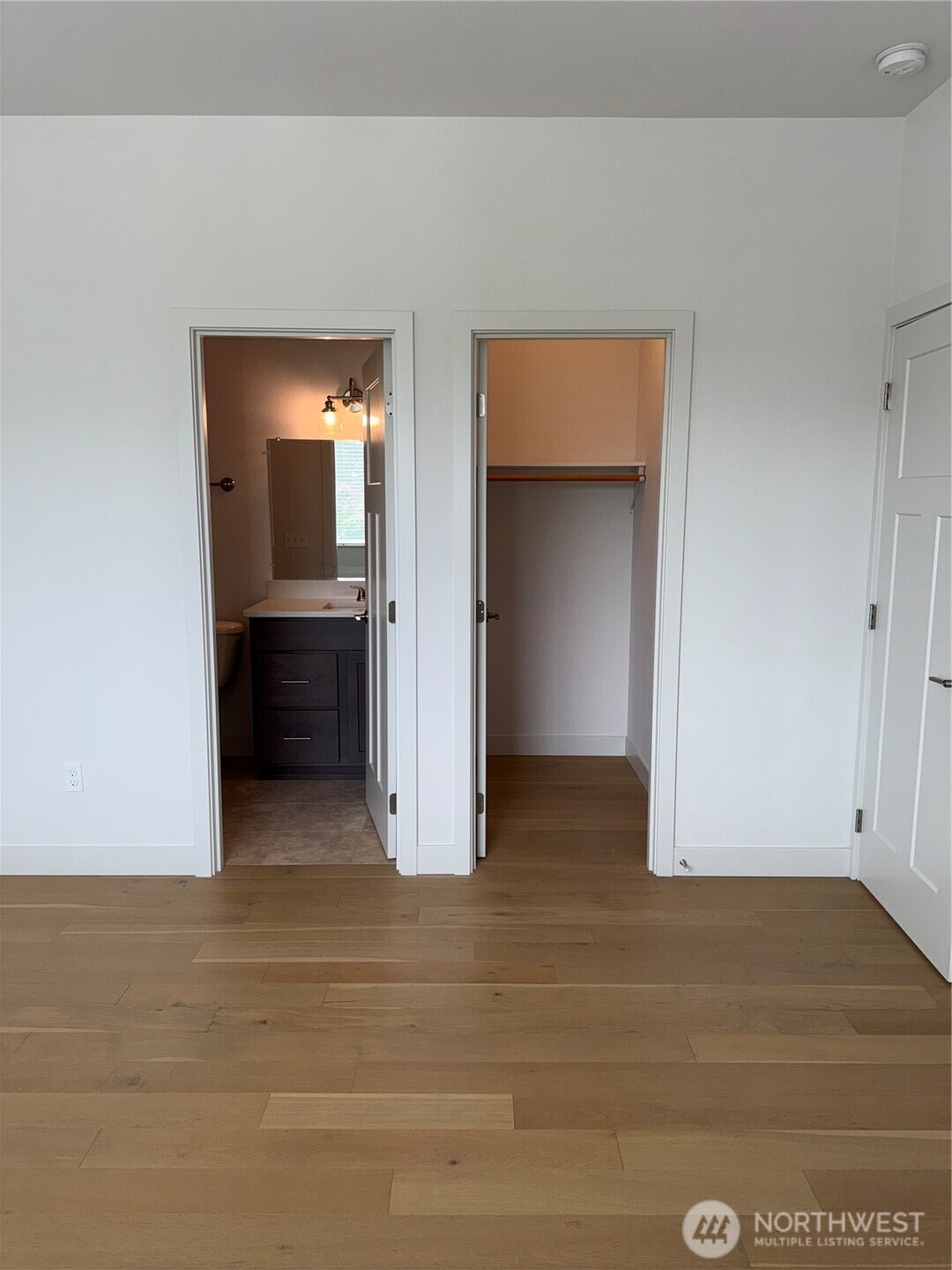 909 Washington Avenue S Long Beach WA 98631