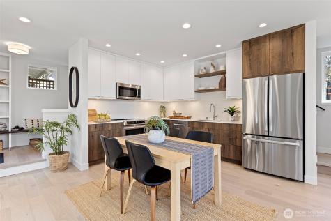 7338 27th Avenue NW Seattle WA 98117
