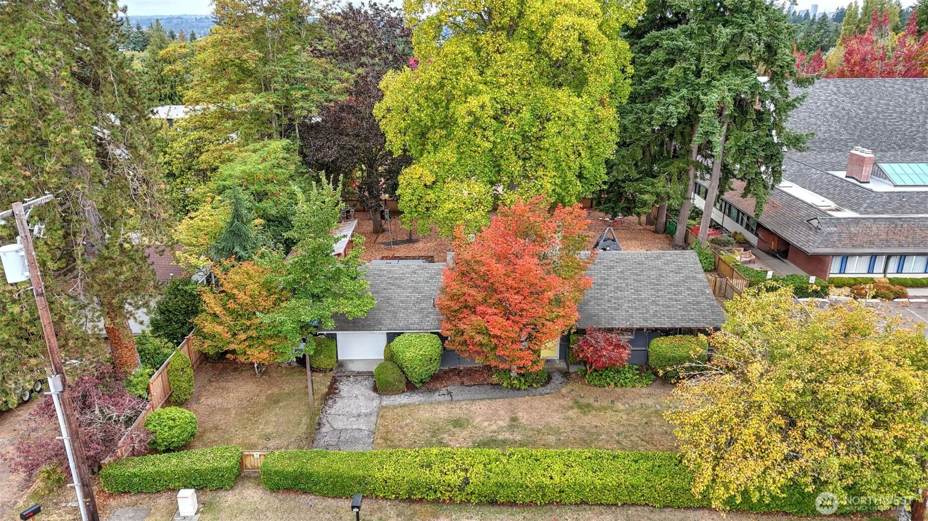 4025 86th Avenue SE Mercer Island WA 98040