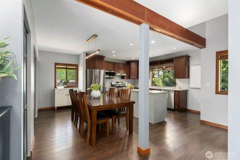 26120 220th Avenue SE Maple Valley WA 98038
