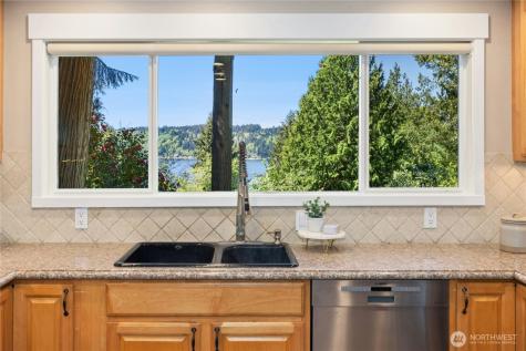 5100 Crystal Springs Drive NE Bainbridge Island WA 98110