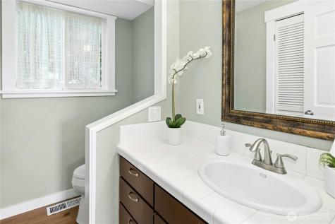 5100 Crystal Springs Drive NE Bainbridge Island WA 98110