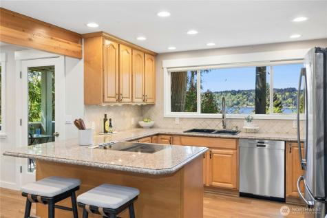 5100 Crystal Springs Drive NE Bainbridge Island WA 98110