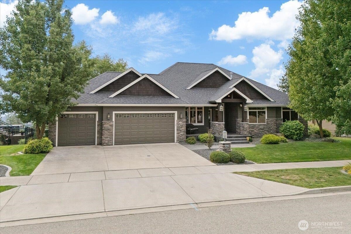 10321 N Navaho Drive Spokane WA 99208