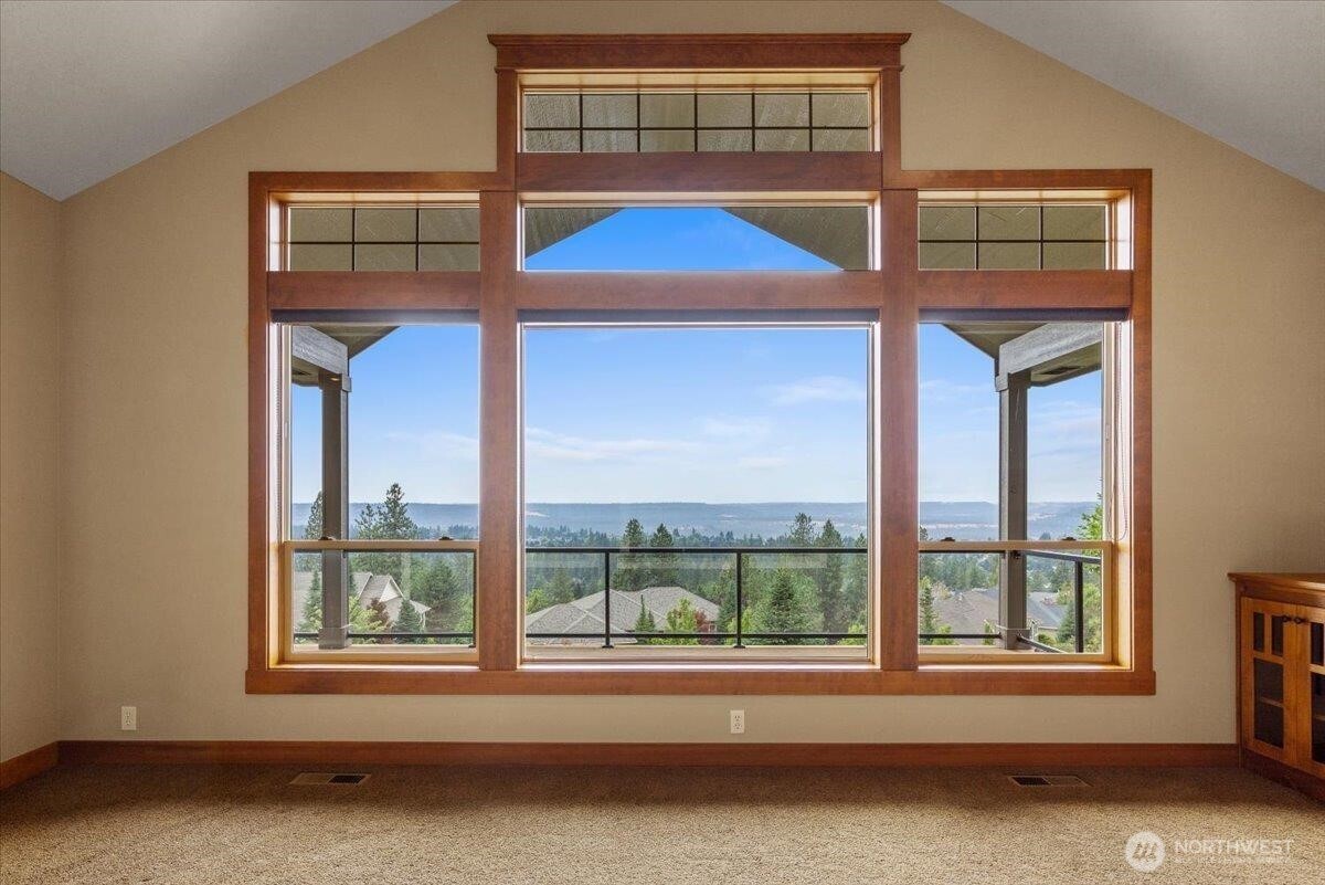 10321 N Navaho Drive Spokane WA 99208