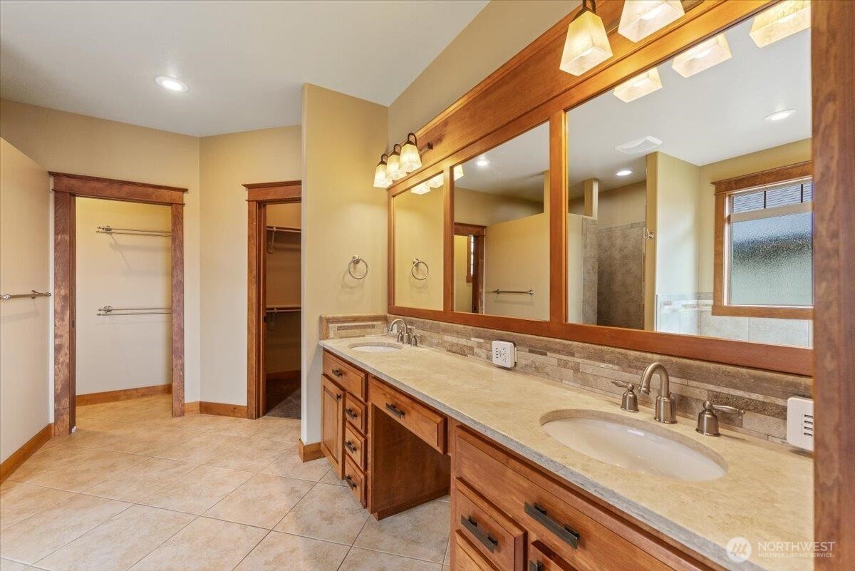 10321 N Navaho Drive Spokane WA 99208