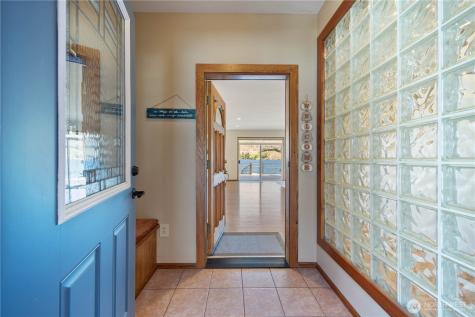2031 W Terrace Avenue Chelan WA 98816
