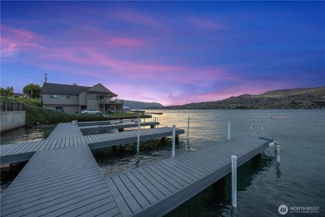 2031 W Terrace Avenue Chelan WA 98816