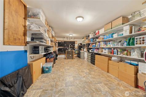 2031 W Terrace Avenue Chelan WA 98816