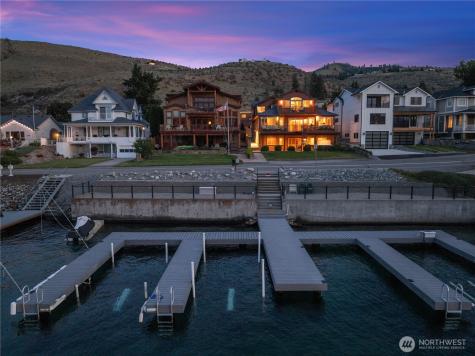 2031 W Terrace Avenue Chelan WA 98816