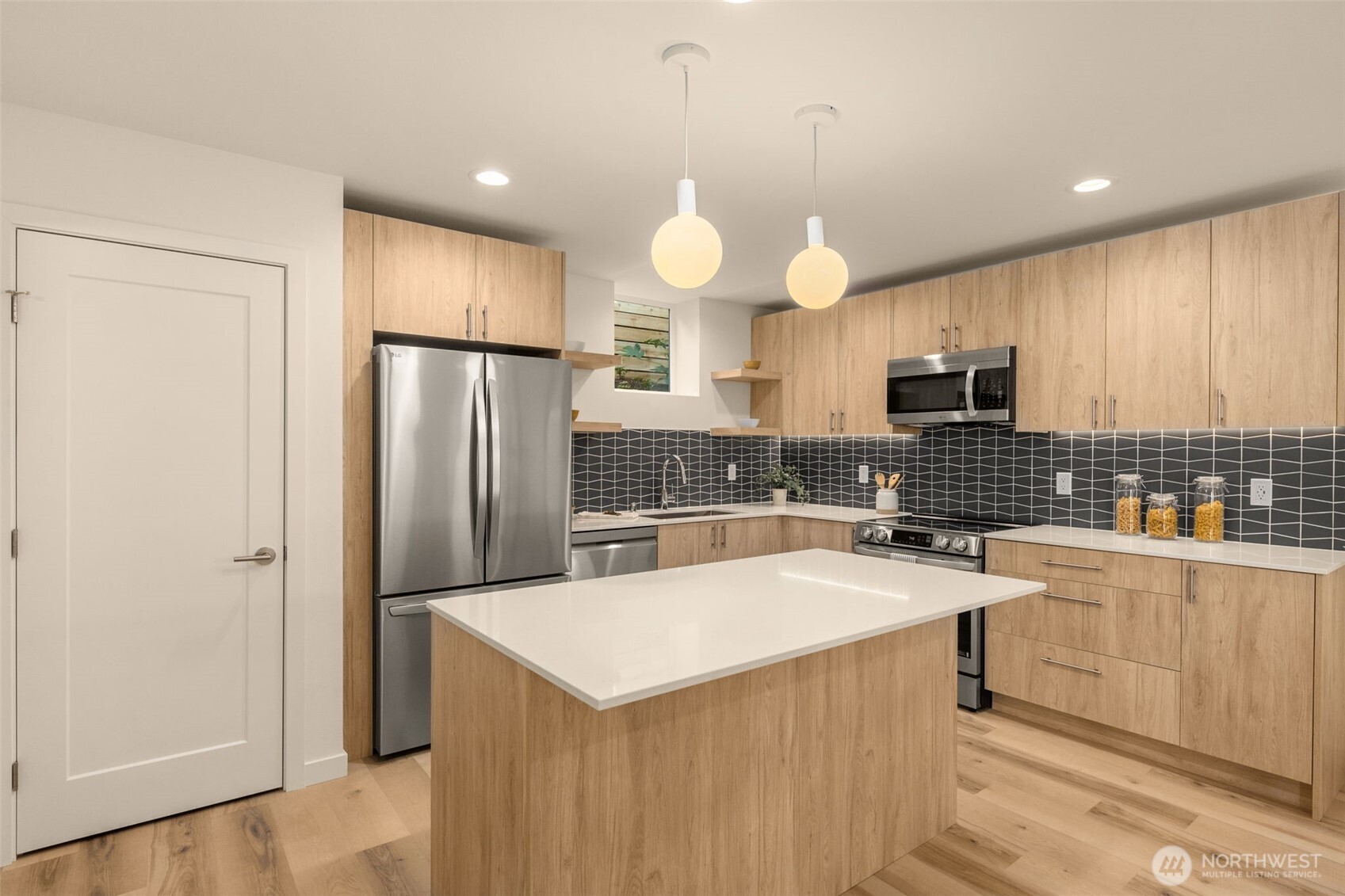 3916 S Juneau Street Seattle WA 98118