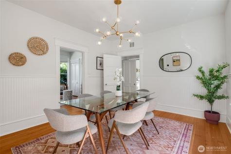 2516 3rd Avenue W Seattle WA 98119