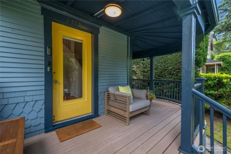 2516 3rd Avenue W Seattle WA 98119