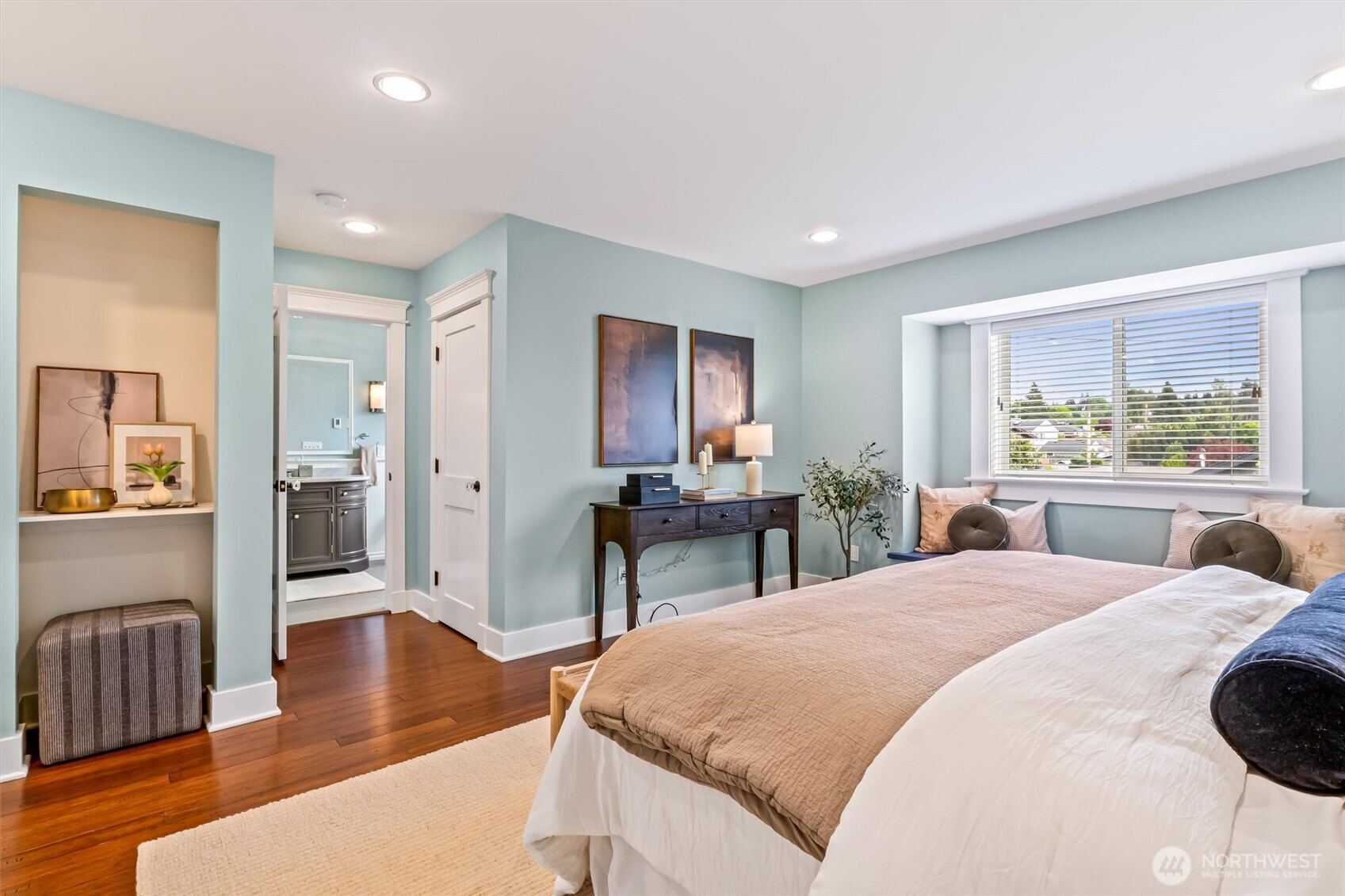 545 Holly Drive Edmonds WA 98020