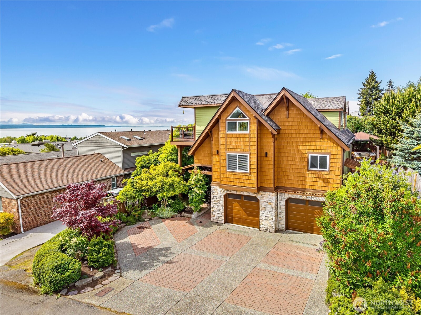 545 Holly Drive Edmonds WA 98020