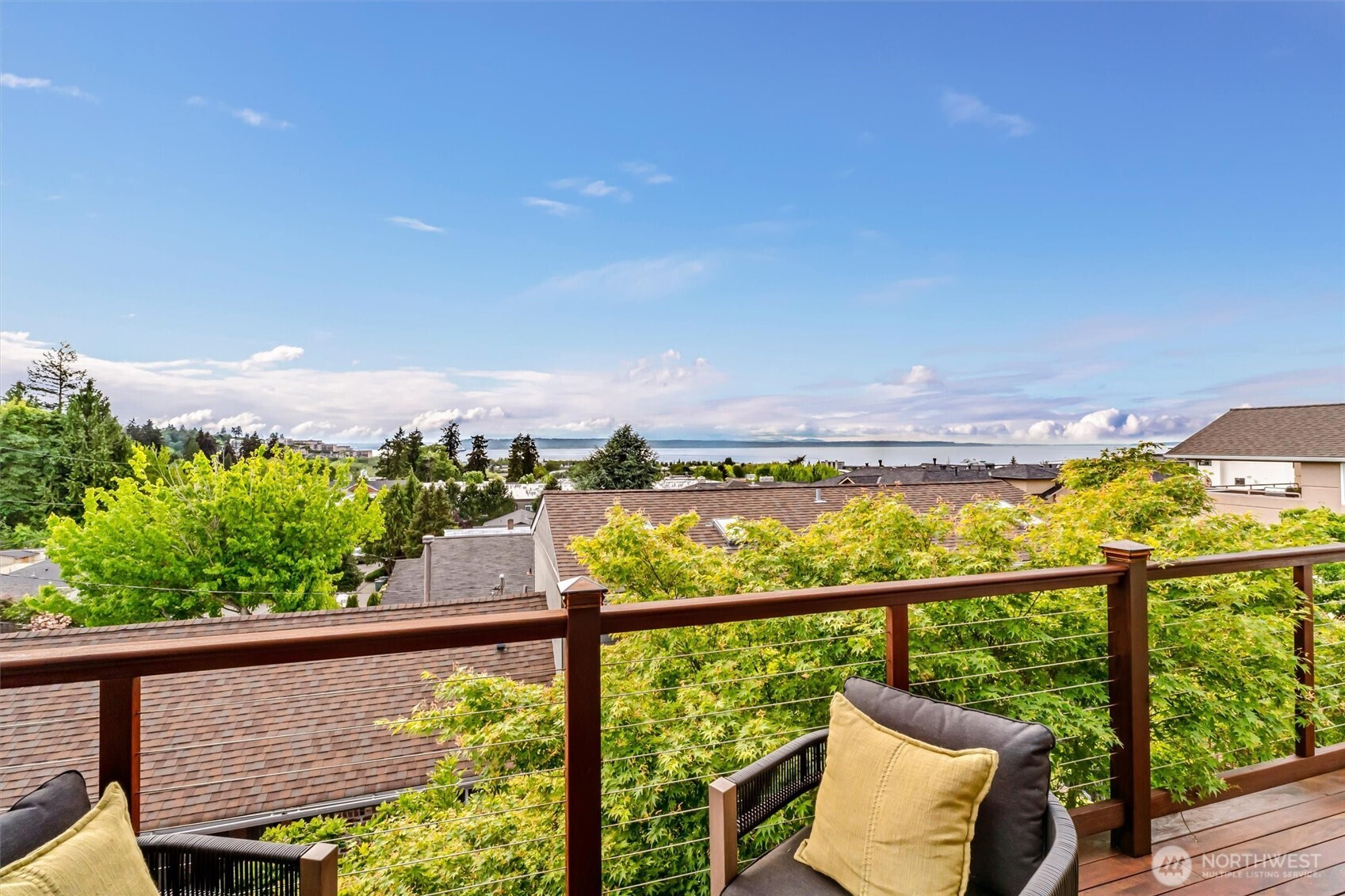 545 Holly Drive Edmonds WA 98020
