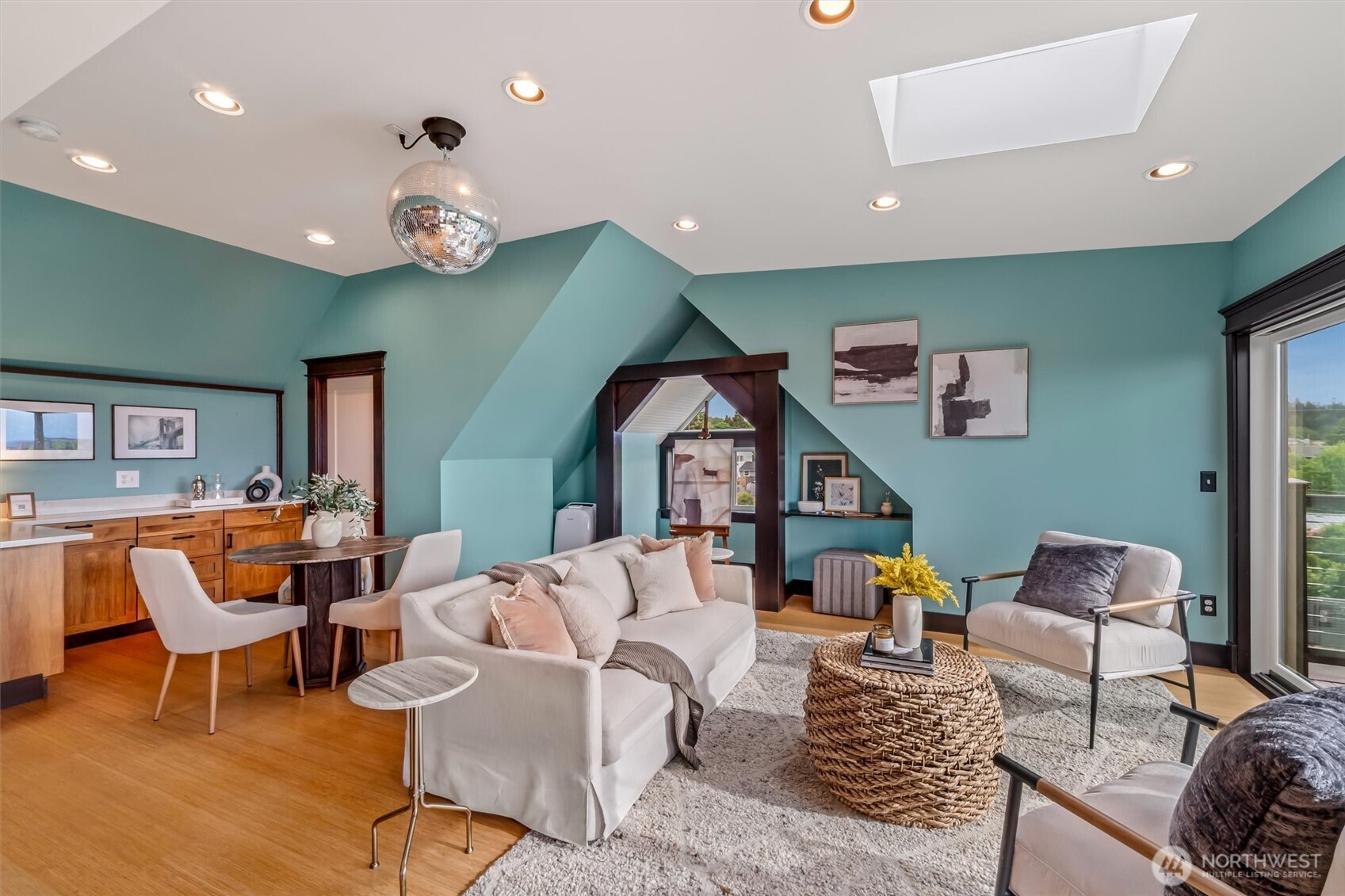 545 Holly Drive Edmonds WA 98020