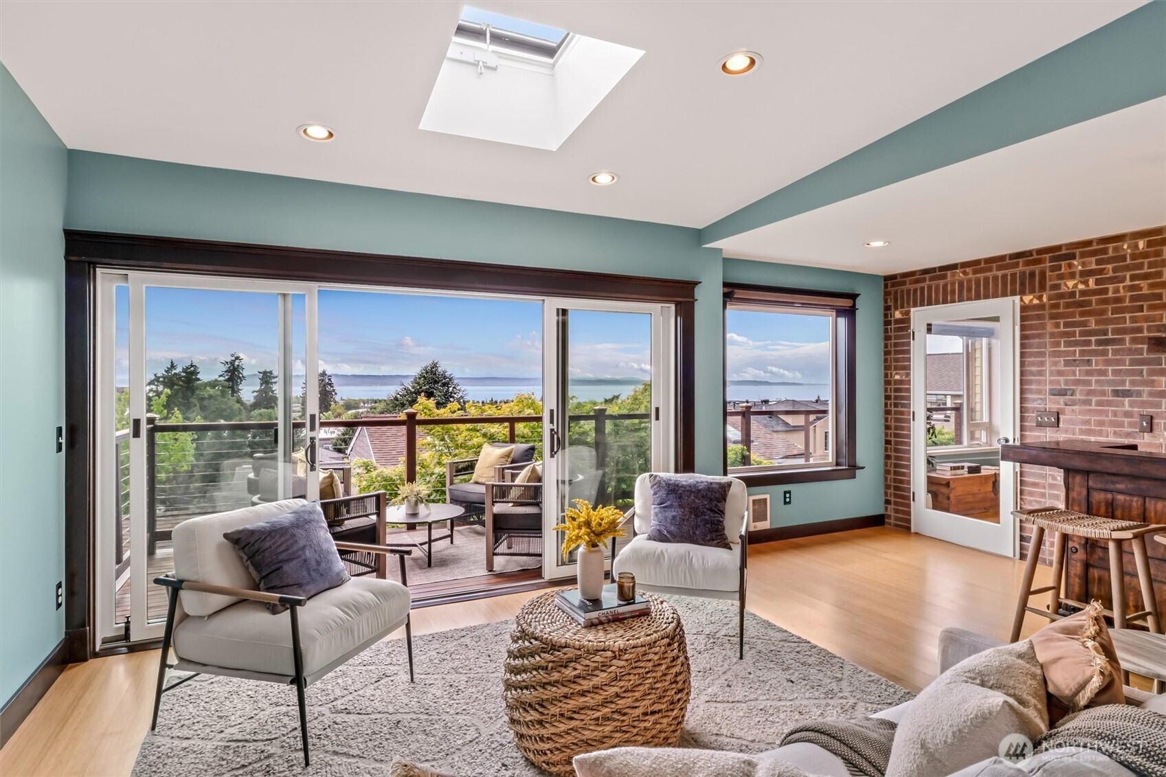 545 Holly Drive Edmonds WA 98020
