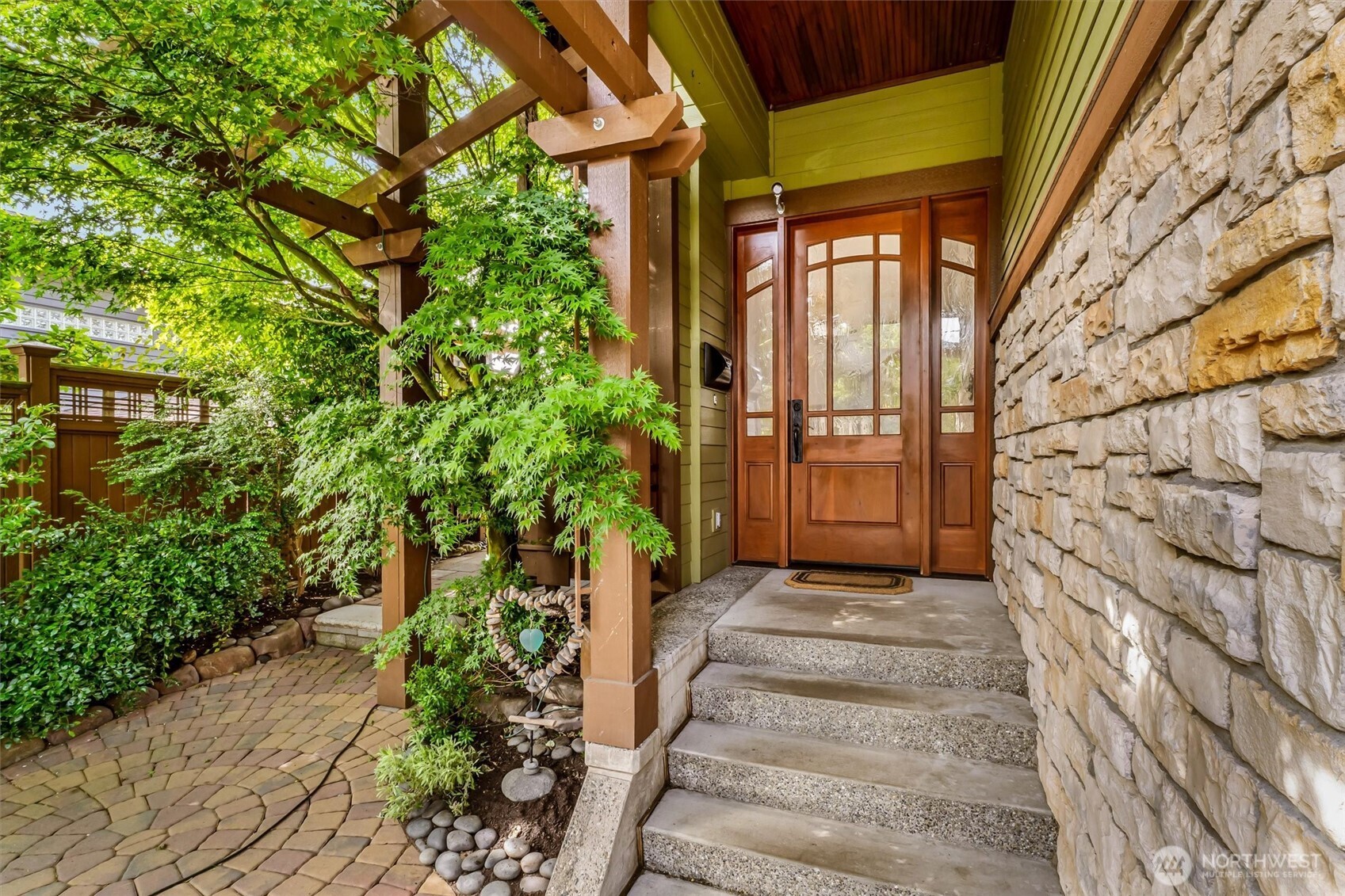 545 Holly Drive Edmonds WA 98020