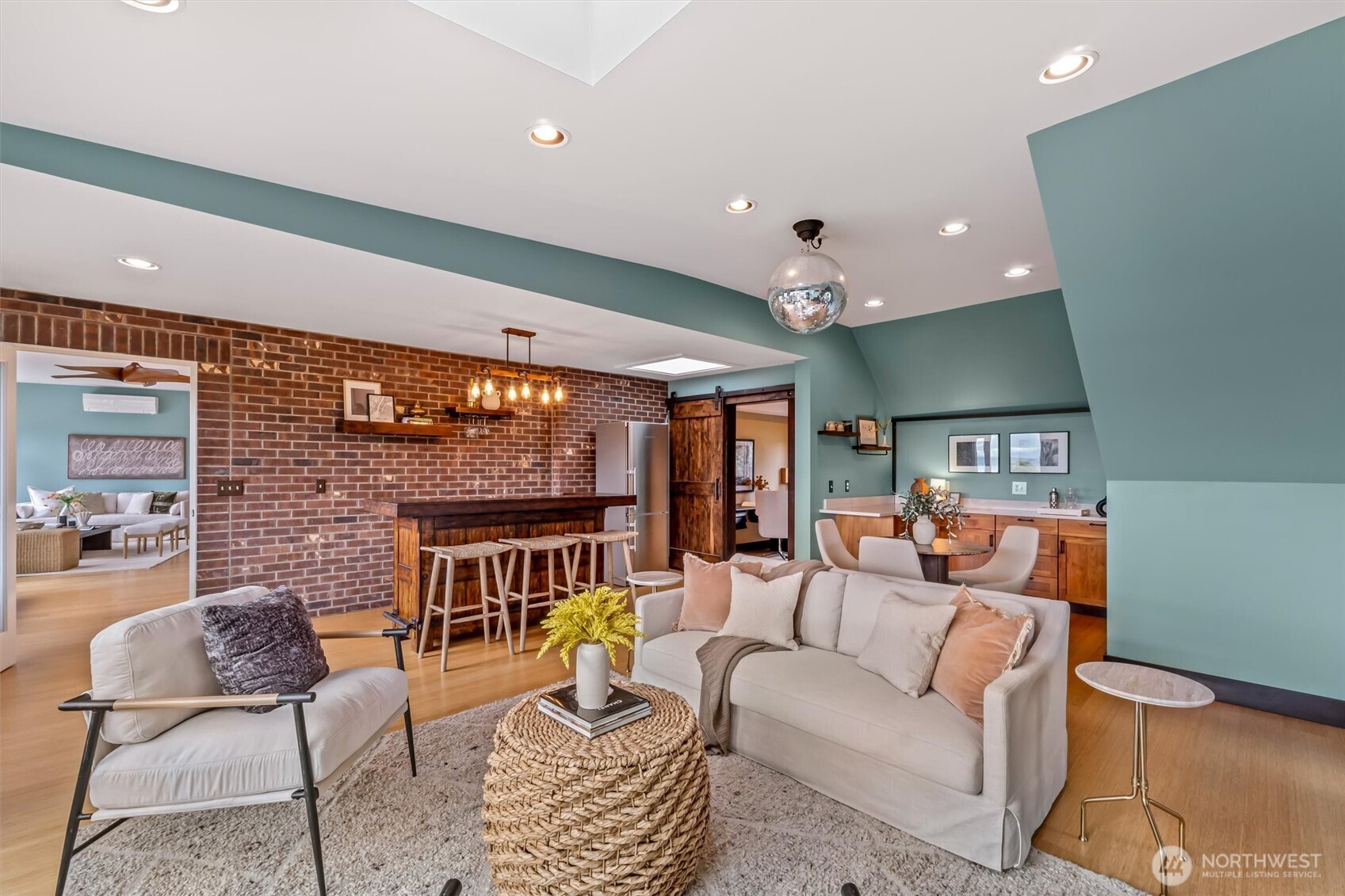 545 Holly Drive Edmonds WA 98020
