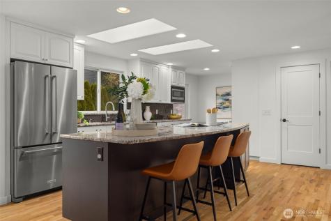 7424 NE 120th Street Kirkland WA 98034
