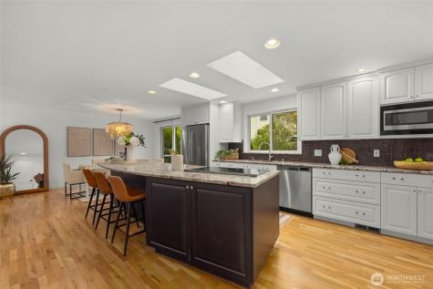 7424 NE 120th Street Kirkland WA 98034