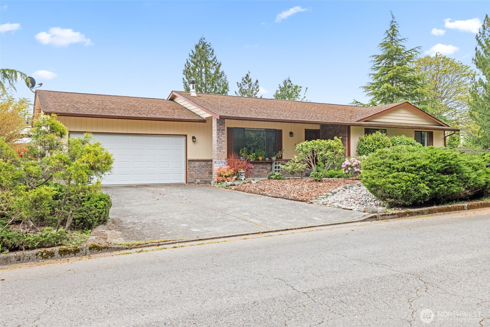 617 S E Street Port Angeles WA 98363