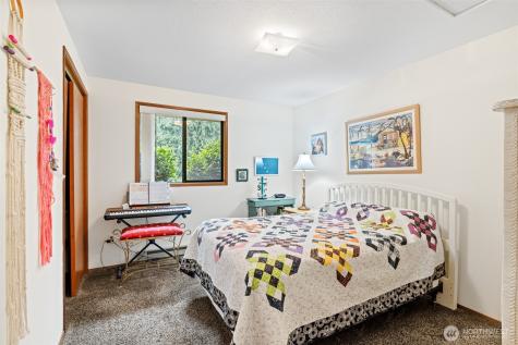617 S E Street Port Angeles WA 98363