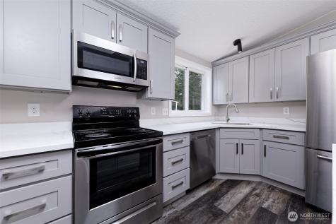 4080 W Shelton Matlock Road Shelton WA 98584