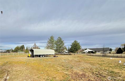 4 River Overlook Street Omak WA 98841