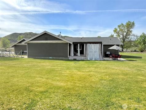 4 River Overlook Street Omak WA 98841