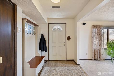 4537 Dunn Street NE Moses Lake WA 98837