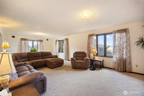 4537 Dunn Street NE Moses Lake WA 98837
