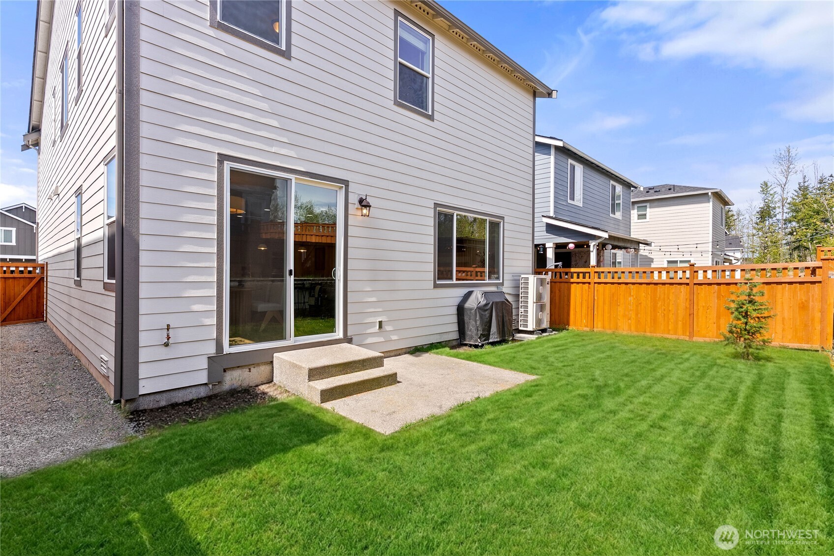 14957 Olympic Loop E Bonney Lake WA 98391