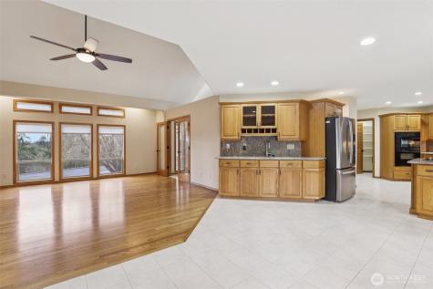 32303 NW 18th Avenue Ridgefield WA 98642