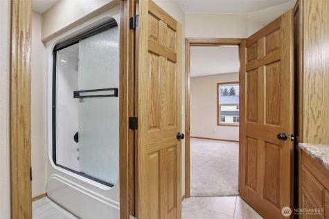 32303 NW 18th Avenue Ridgefield WA 98642
