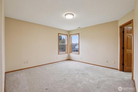32303 NW 18th Avenue Ridgefield WA 98642