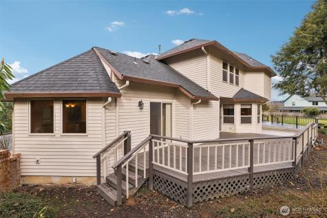 32303 NW 18th Avenue Ridgefield WA 98642
