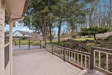 32303 NW 18th Avenue Ridgefield WA 98642