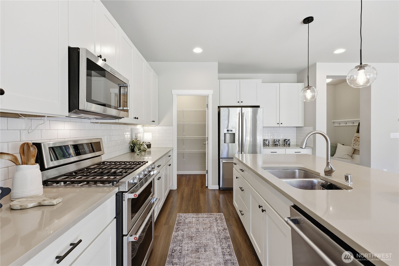 18856 Colwood Avenue NE Poulsbo WA 98370