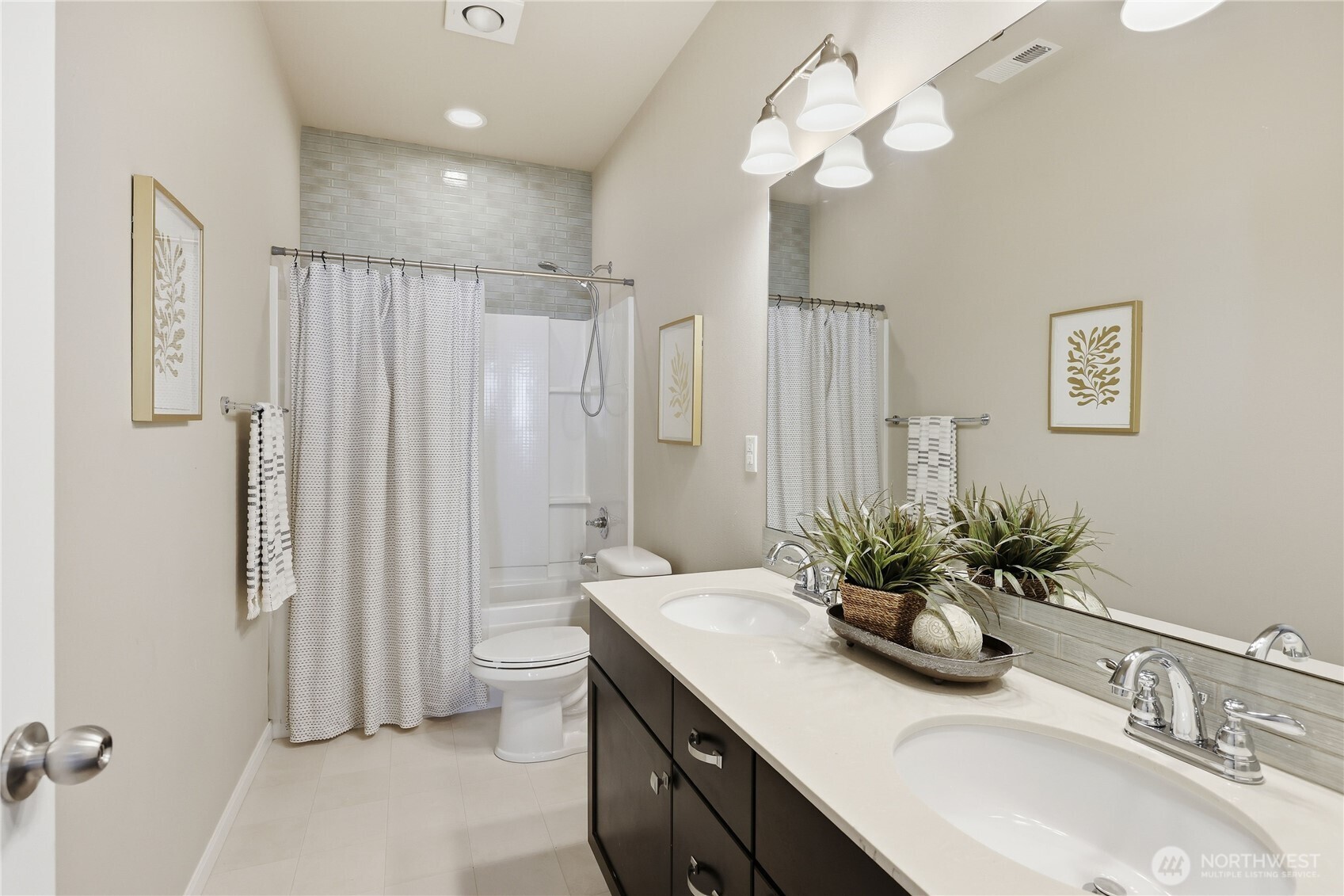 18856 Colwood Avenue NE Poulsbo WA 98370