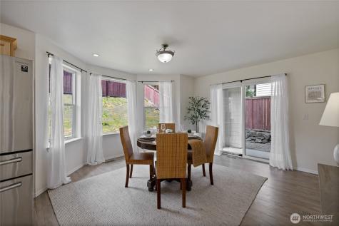 1641 Bayview Drive W Bremerton WA 98312