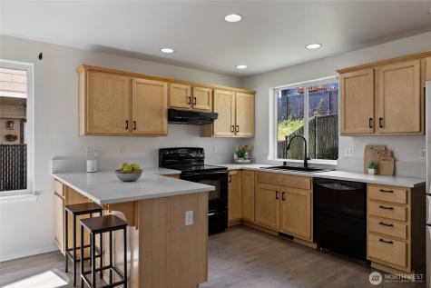 1641 Bayview Drive W Bremerton WA 98312
